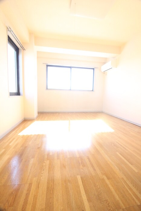 物件内観写真11　(居室)