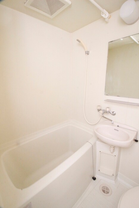 物件内観写真12　(バス／シャワールーム等)