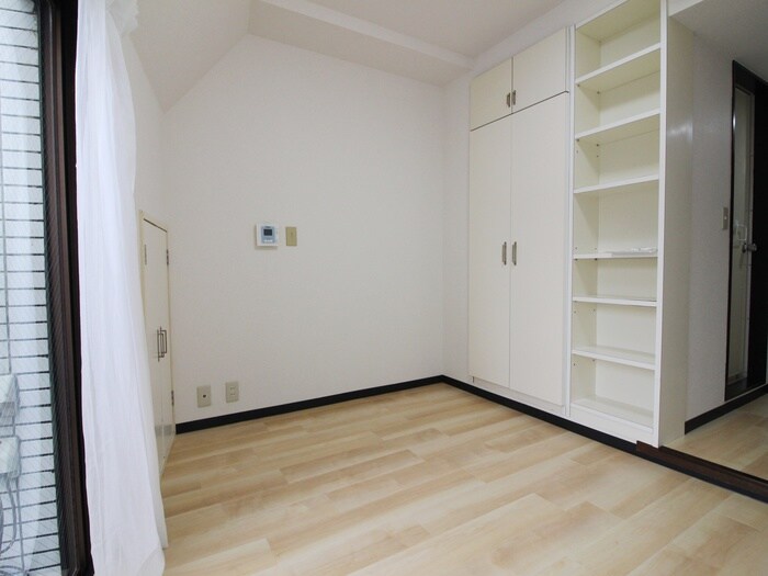 物件内観写真8　(居室)