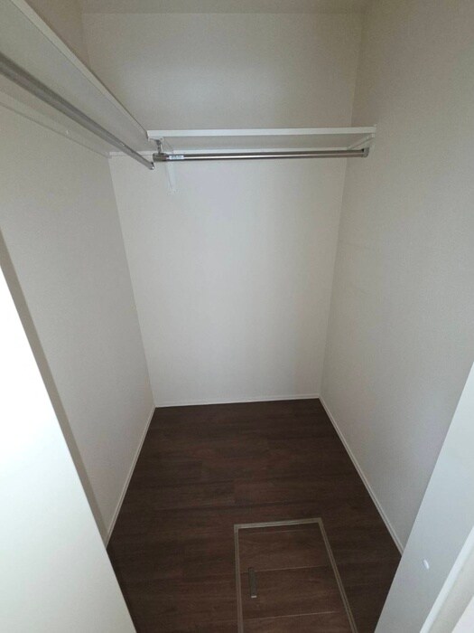 物件内観写真11　(収納)