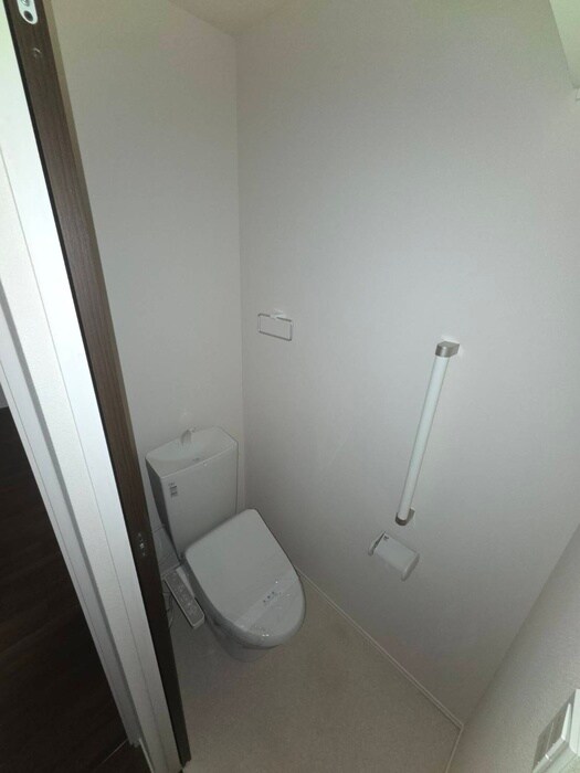 物件内観写真13　(トイレ)