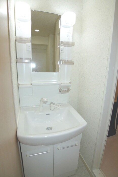 物件内観写真10　(洗面)