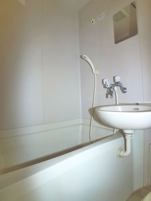 物件内観写真13　(バス／シャワールーム等)