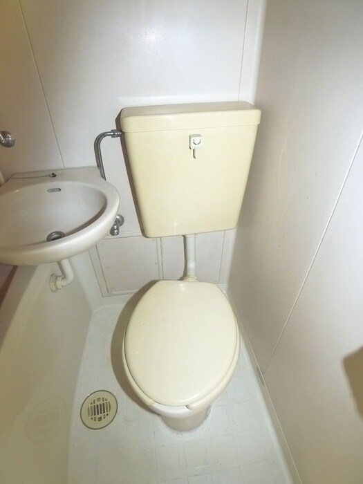 物件内観写真15　(トイレ)