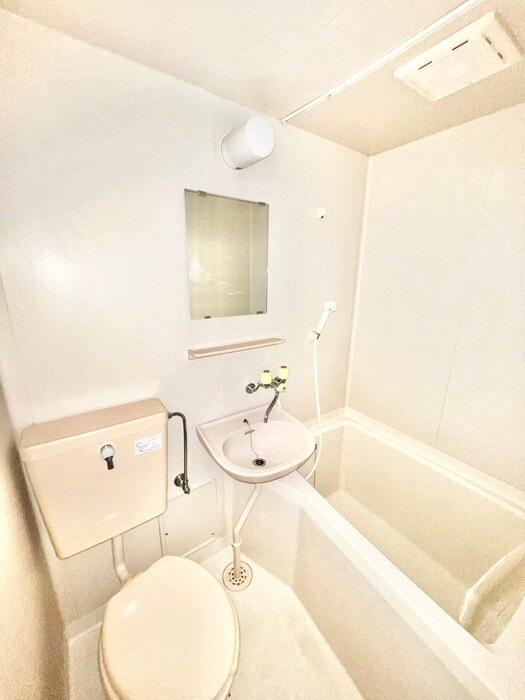 物件内観写真13　(バス／シャワールーム等)