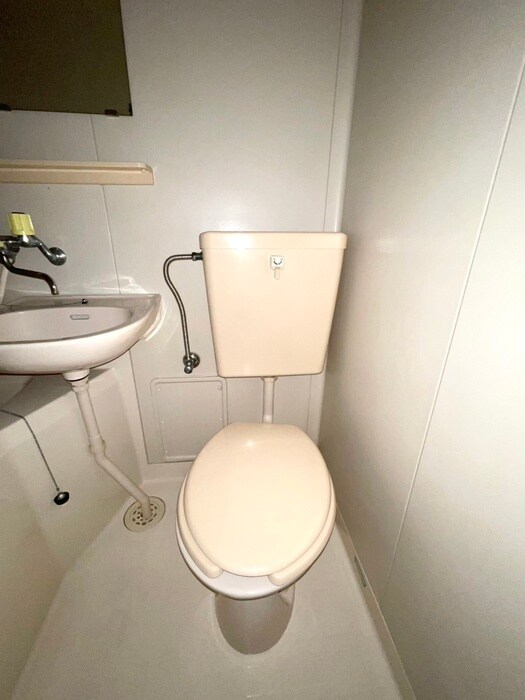 物件内観写真13　(トイレ)