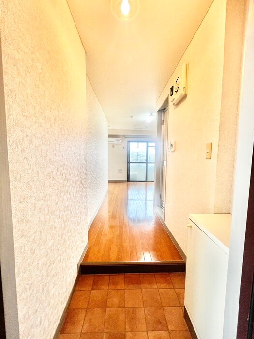 物件内観写真20　(廊下)