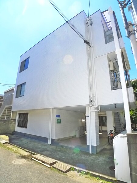 ホワイトパレス外観写真