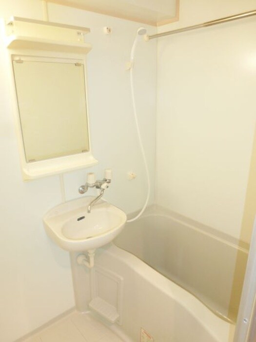 物件内観写真13　(バス／シャワールーム等)