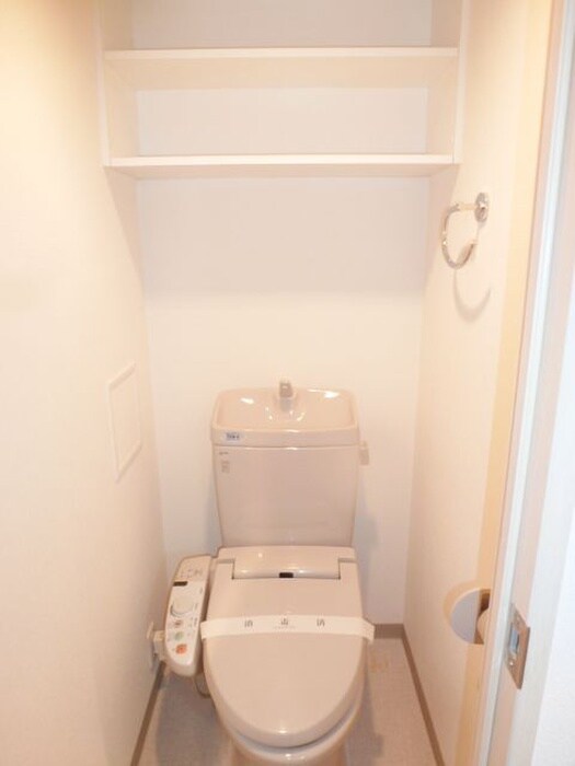 物件内観写真15　(トイレ)