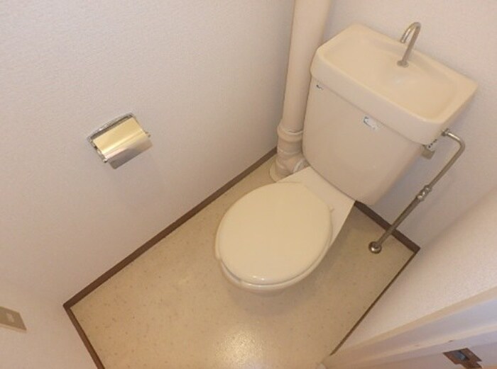 物件内観写真8　(トイレ)