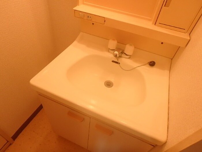 物件内観写真10　(洗面)