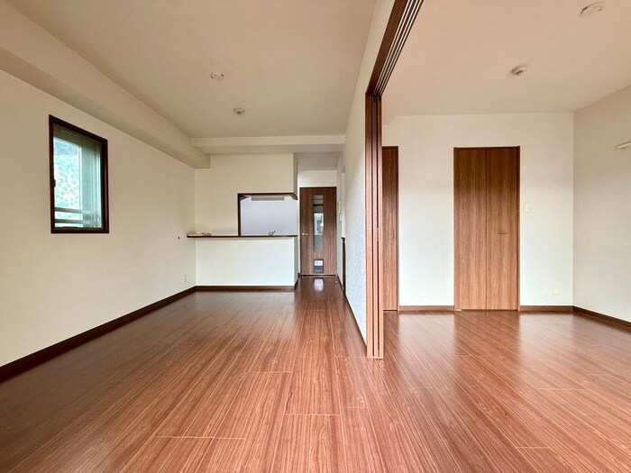 物件内観写真8　(居室)