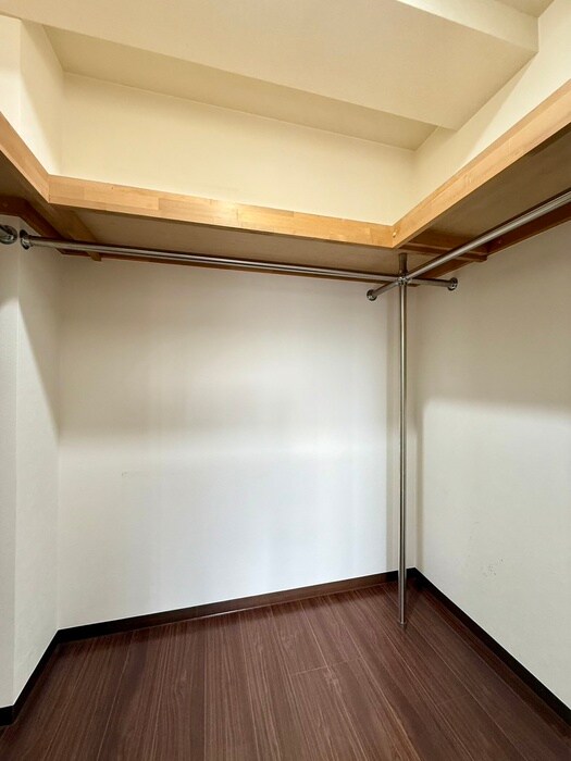 物件内観写真11　(収納)