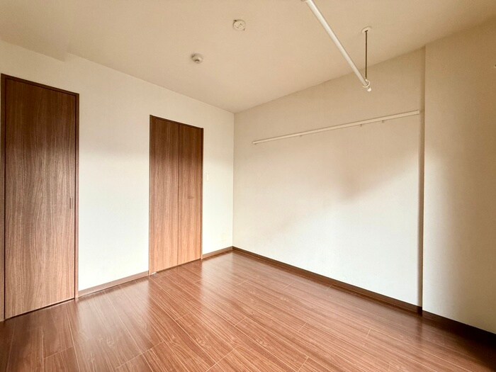 物件内観写真18　(居室)