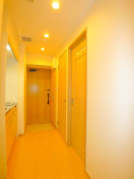 物件内観写真20　(廊下)