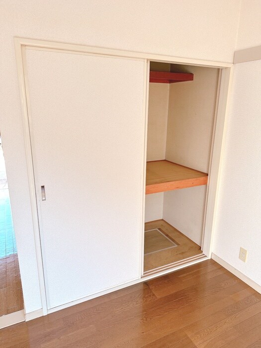 物件内観写真10　(収納)