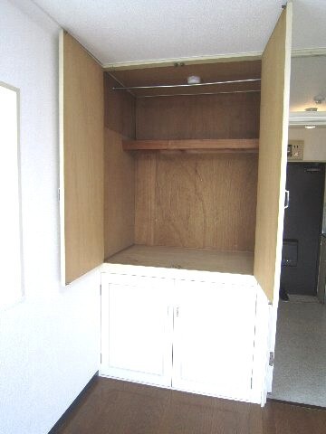 物件内観写真9　(収納)