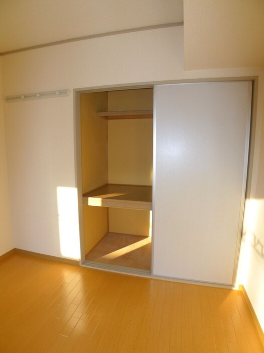 物件内観写真7　(収納)