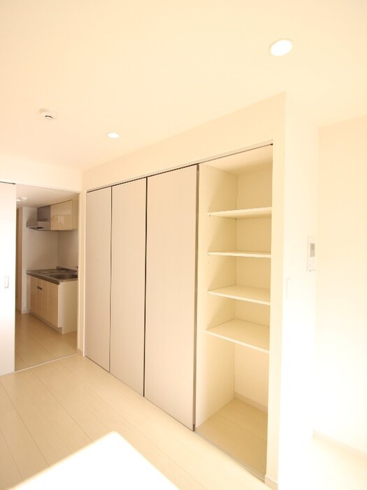 物件内観写真9　(収納)