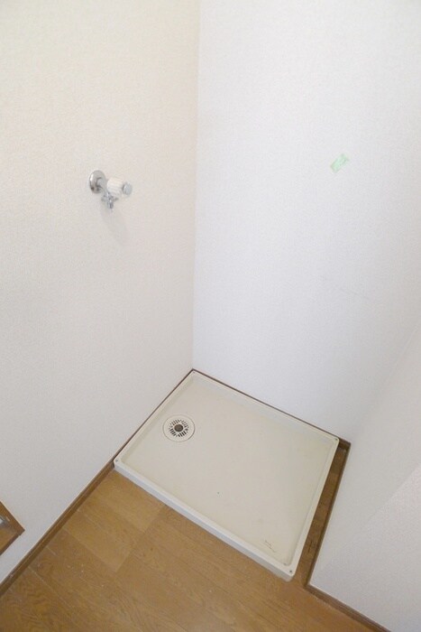 物件内観写真19　(洗濯機置場)