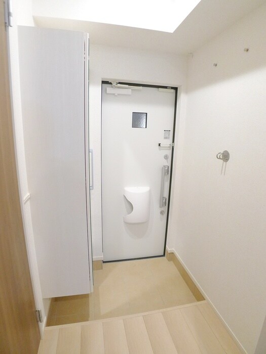 物件内観写真21　(廊下)