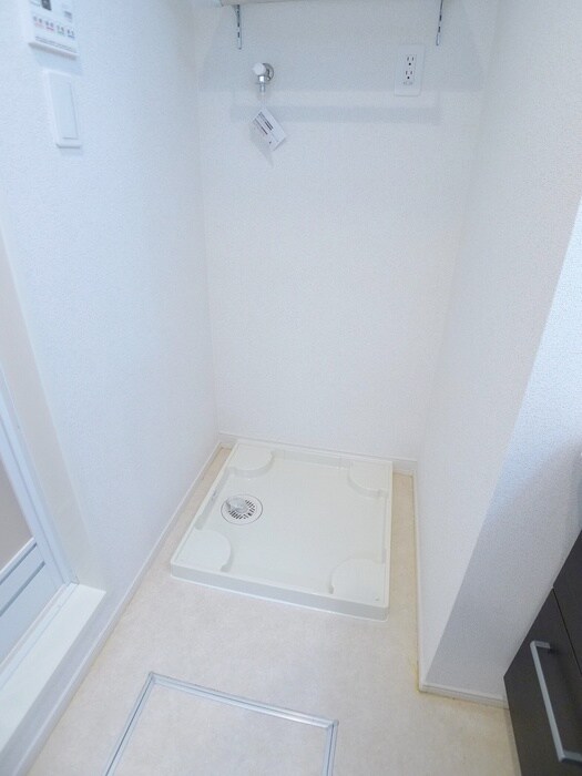 物件内観写真21　(洗濯機置場)