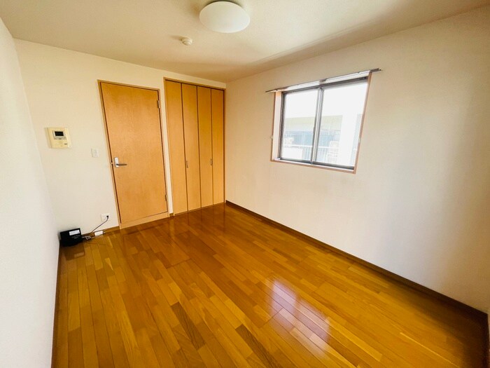 物件内観写真9　(居室)
