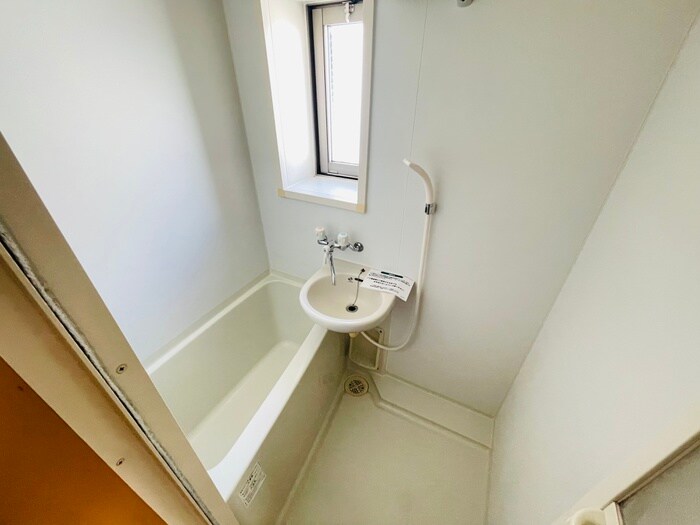 物件内観写真12　(バス／シャワールーム等)