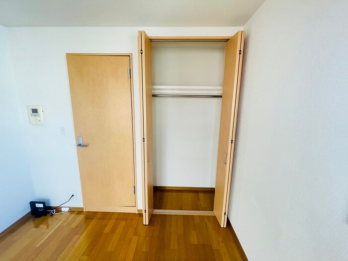 物件内観写真13　(収納)