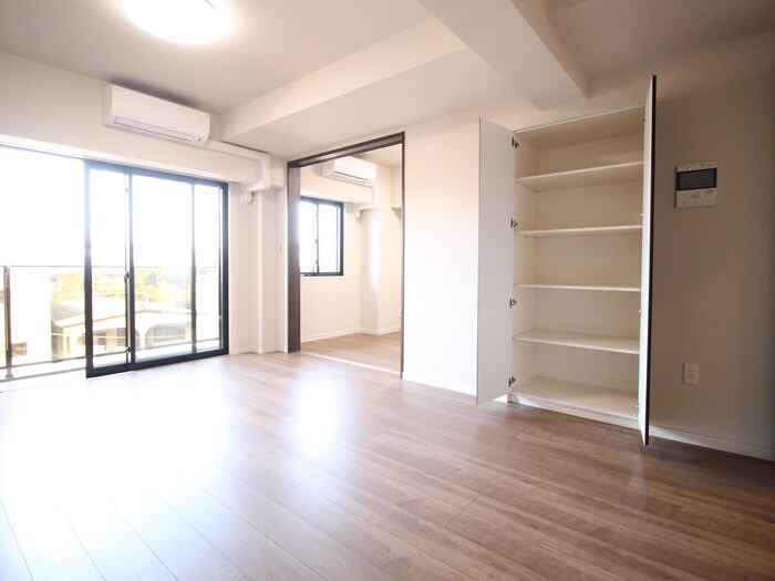 物件内観写真11　(居室)