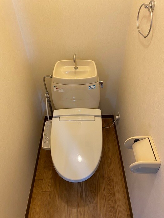 物件内観写真14　(トイレ)