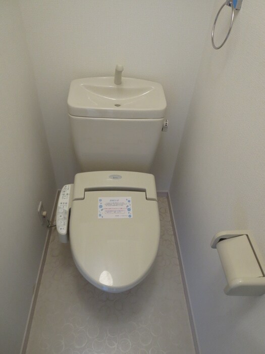 物件内観写真12　(トイレ)