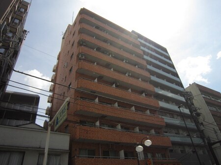 ﾗｲｵﾝｽﾞﾏﾝｼｮﾝ千駄木第2(401)外観写真