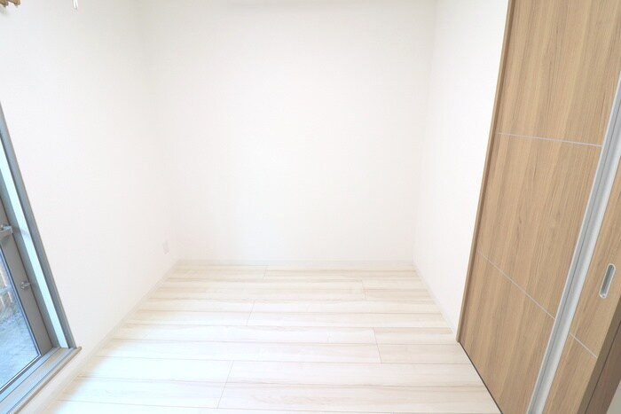 物件内観写真10　(居室)
