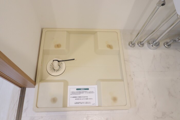 物件内観写真19　(洗濯機置場)