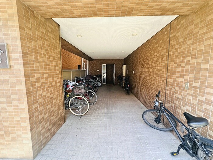 物件外観写真2　(建物設備)