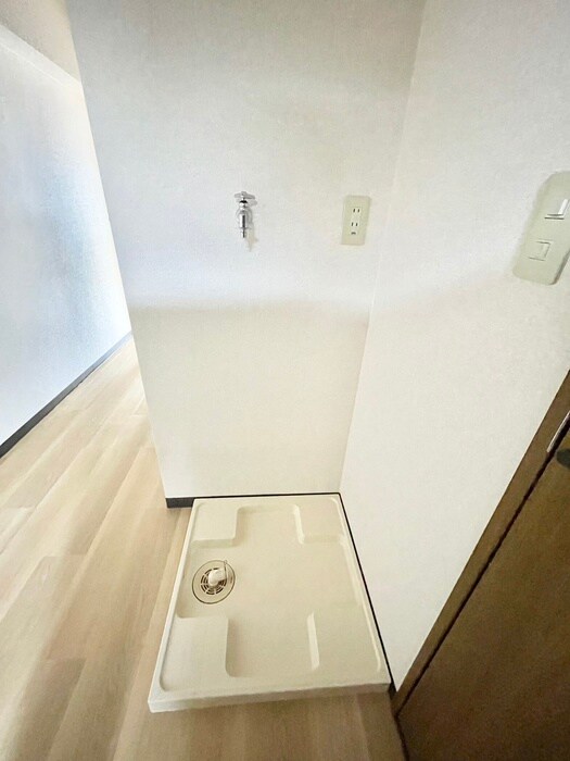 物件内観写真22　(洗濯機置場)