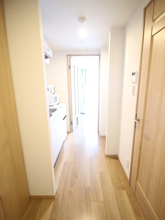 物件内観写真17　(廊下)