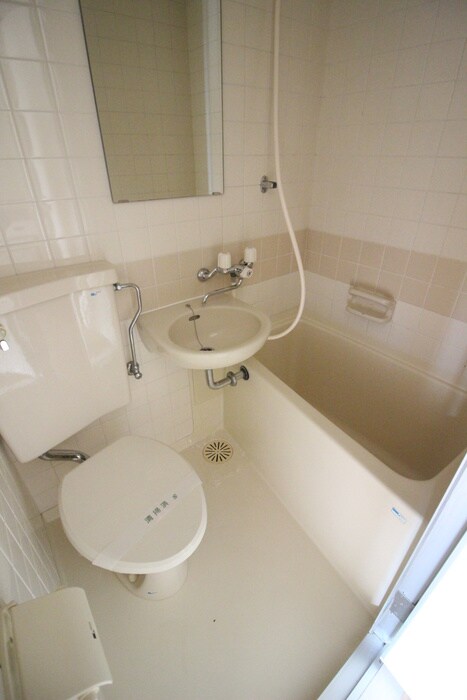 物件内観写真10　(バス／シャワールーム等)