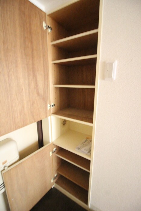 物件内観写真13　(靴箱)