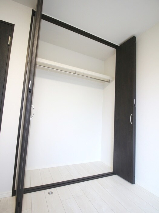 物件内観写真11　(収納)