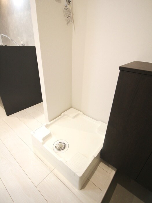 物件内観写真14　(洗濯機置場)