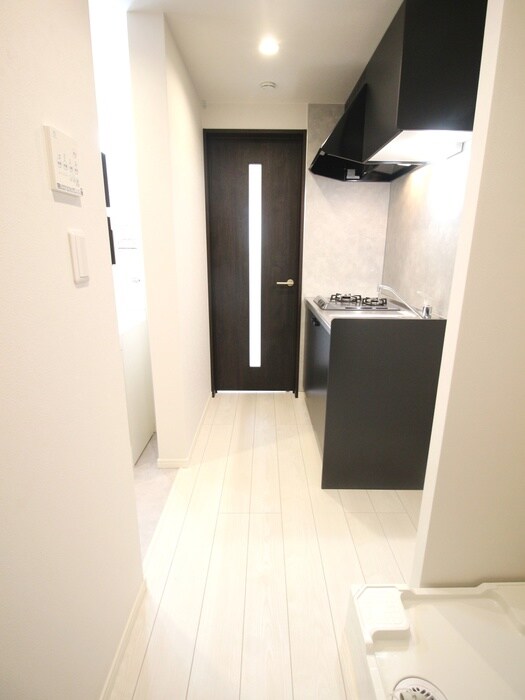 物件内観写真19　(廊下)