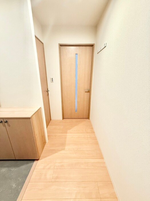 物件内観写真14　(廊下)