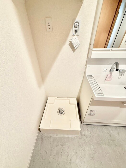 物件内観写真20　(洗濯機置場)