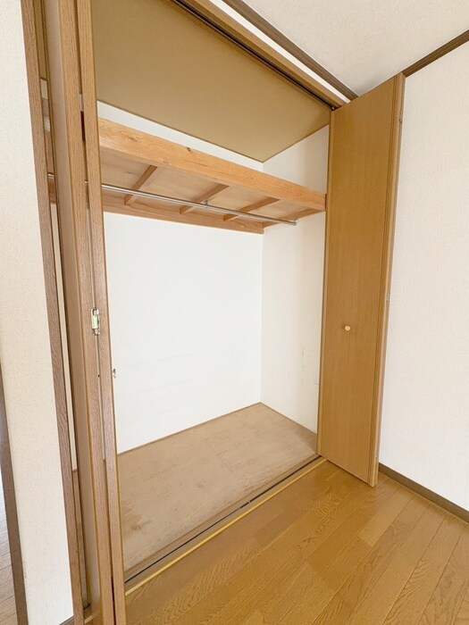 物件内観写真13　(収納)