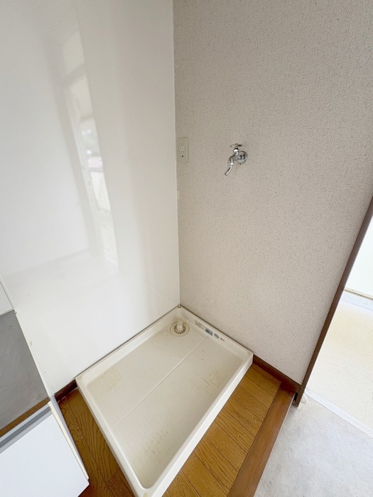 物件内観写真17　(洗濯機置場)