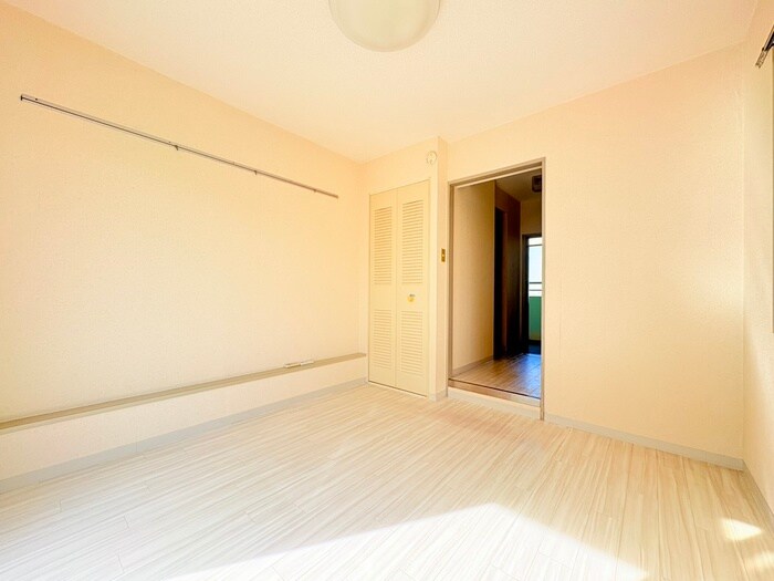 物件内観写真7　(居室)