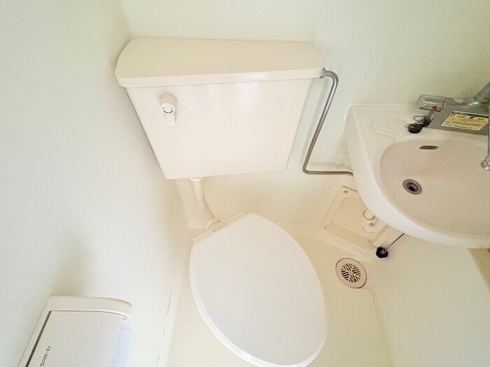 物件内観写真12　(トイレ)